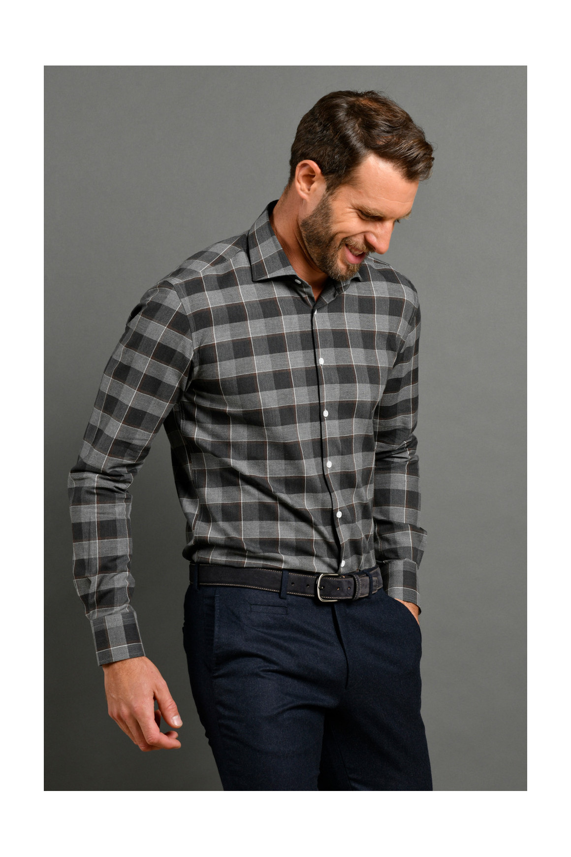 Chemise à grands carreaux