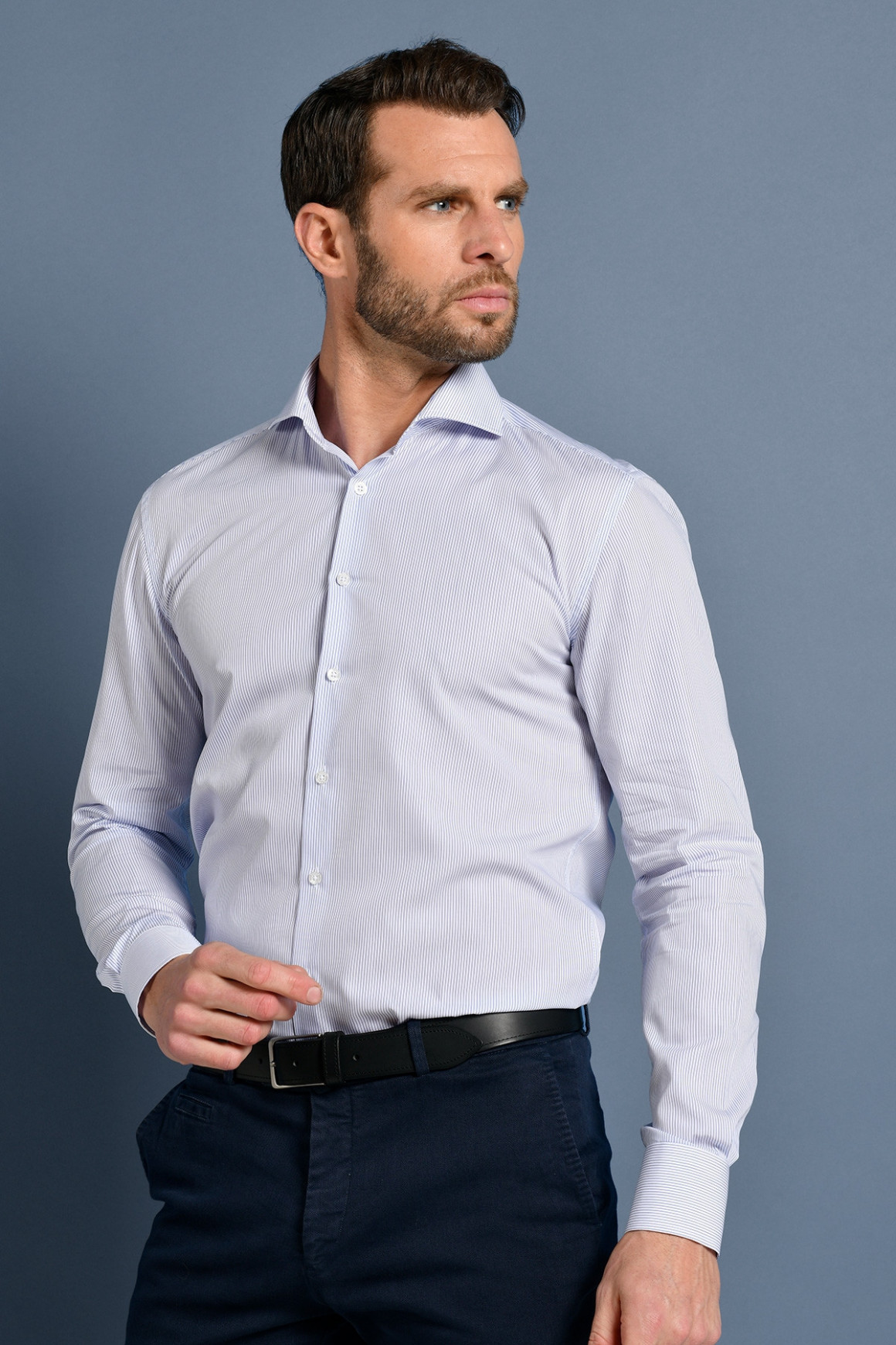 Chemise classique à fines...