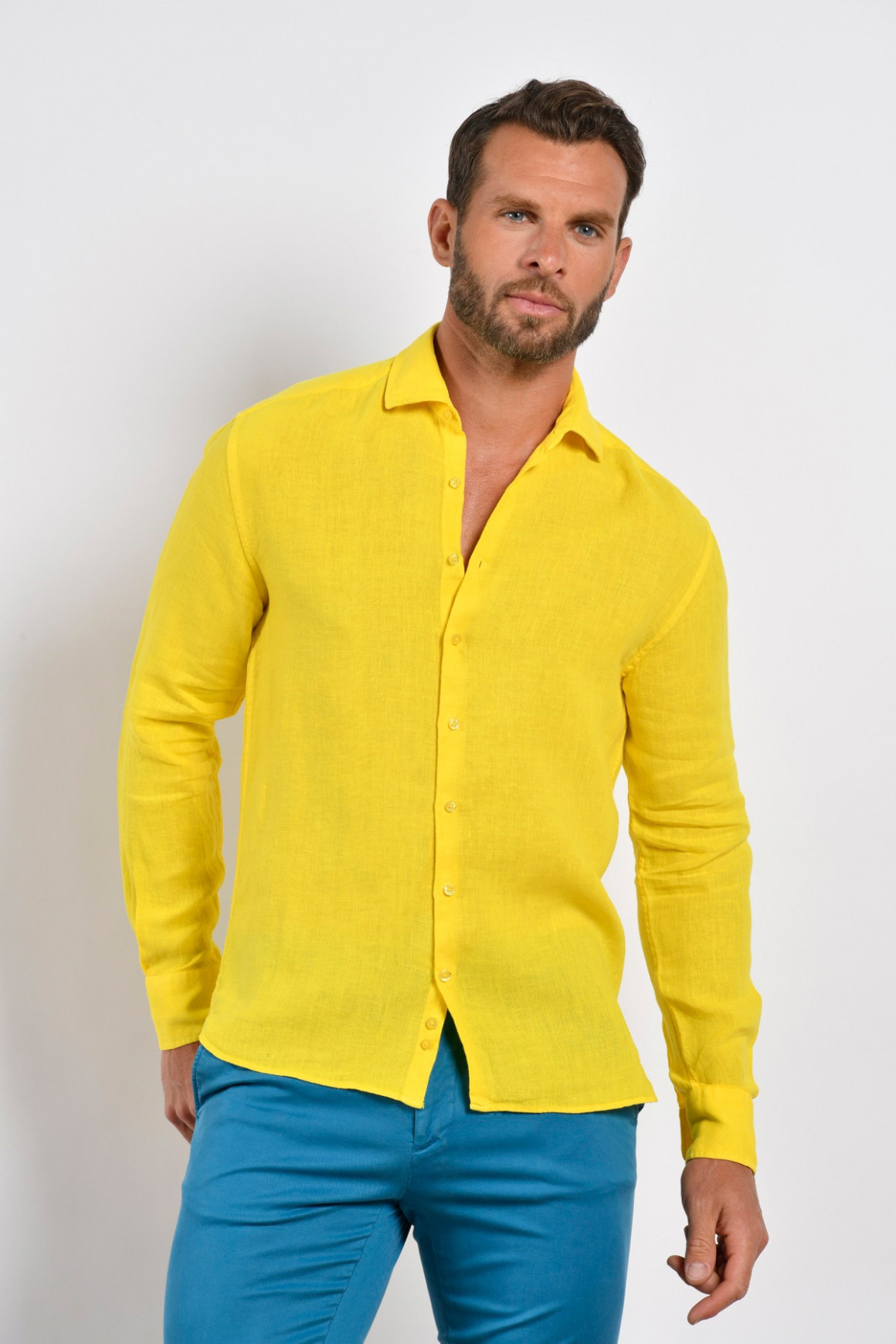 Chemise en lin uni jaune