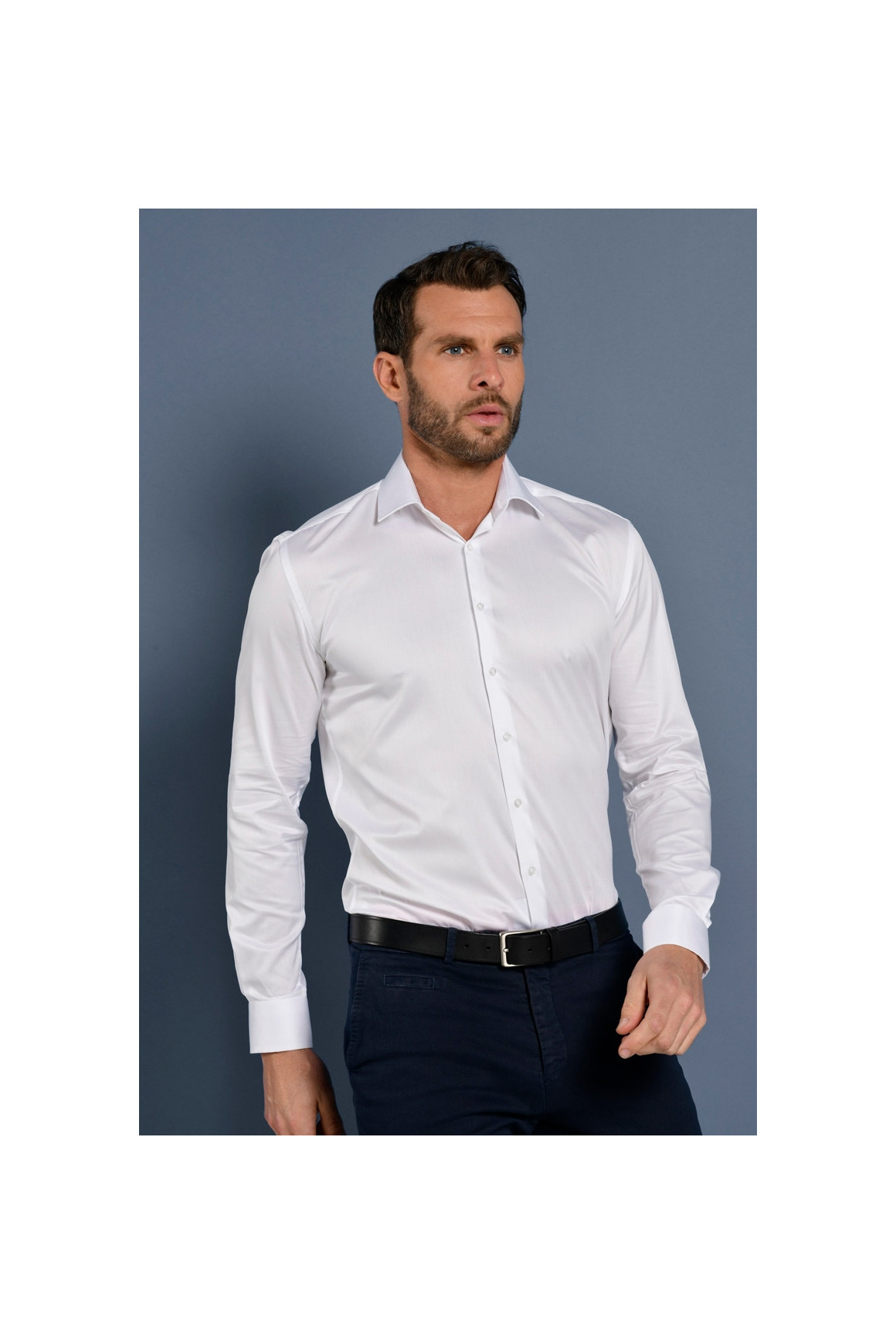 Chemise classique blanche