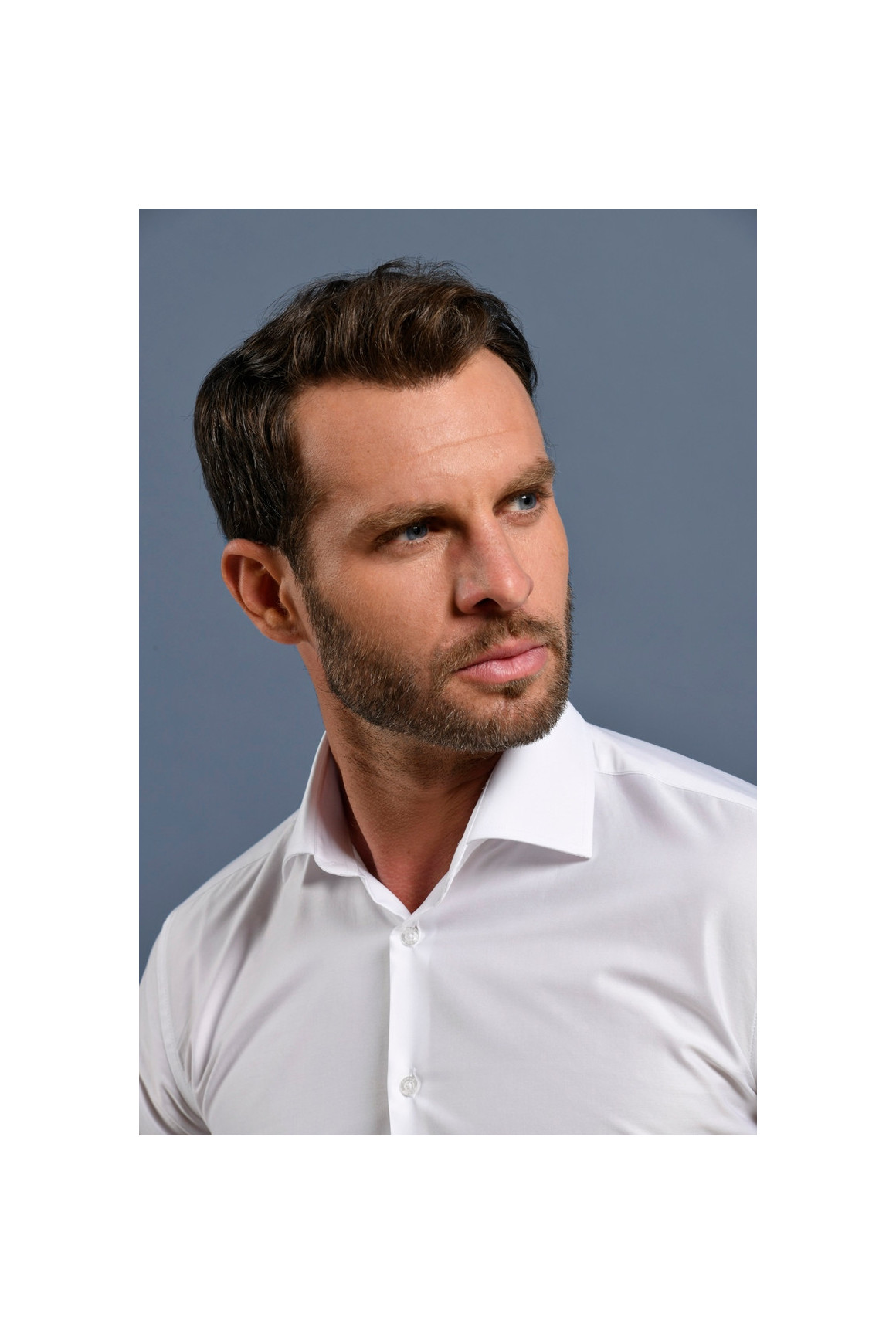 Chemise classique blanche