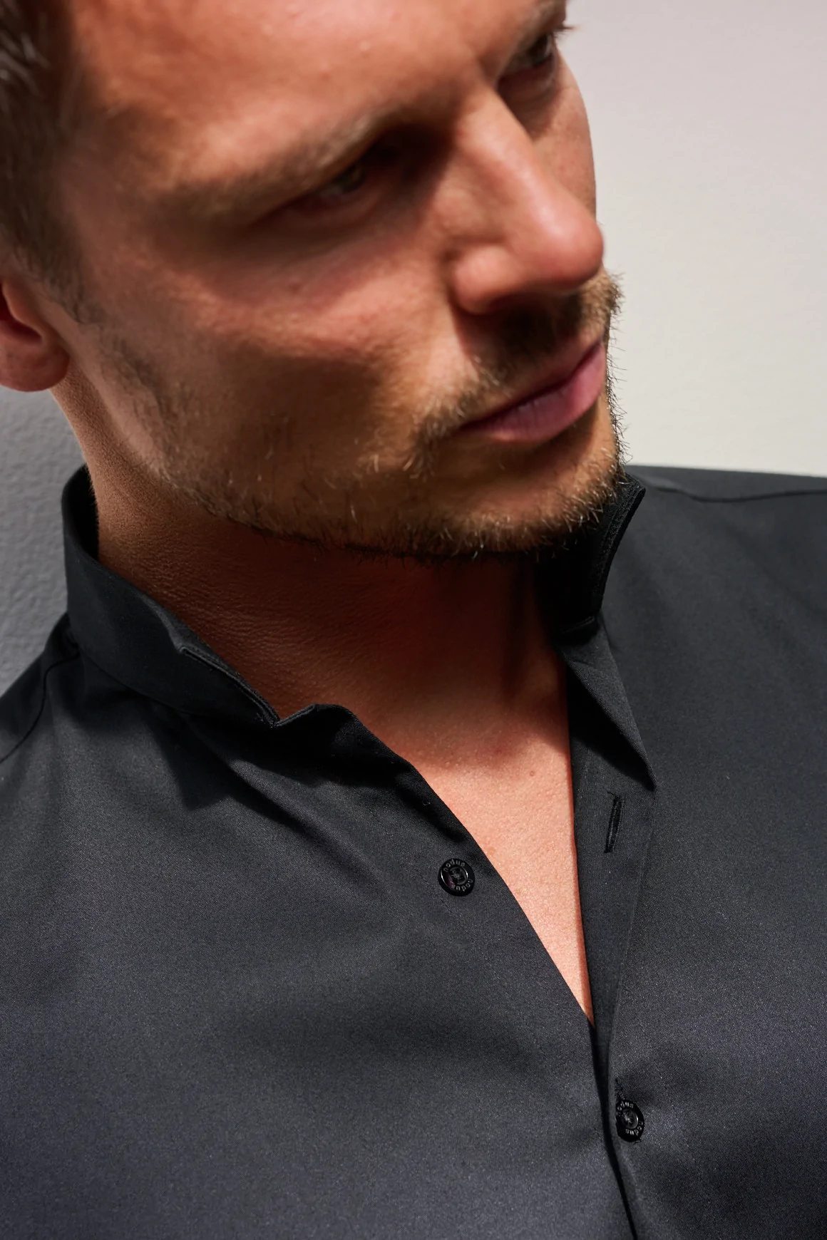 Achat Chemise Noire SK1 Col Officier