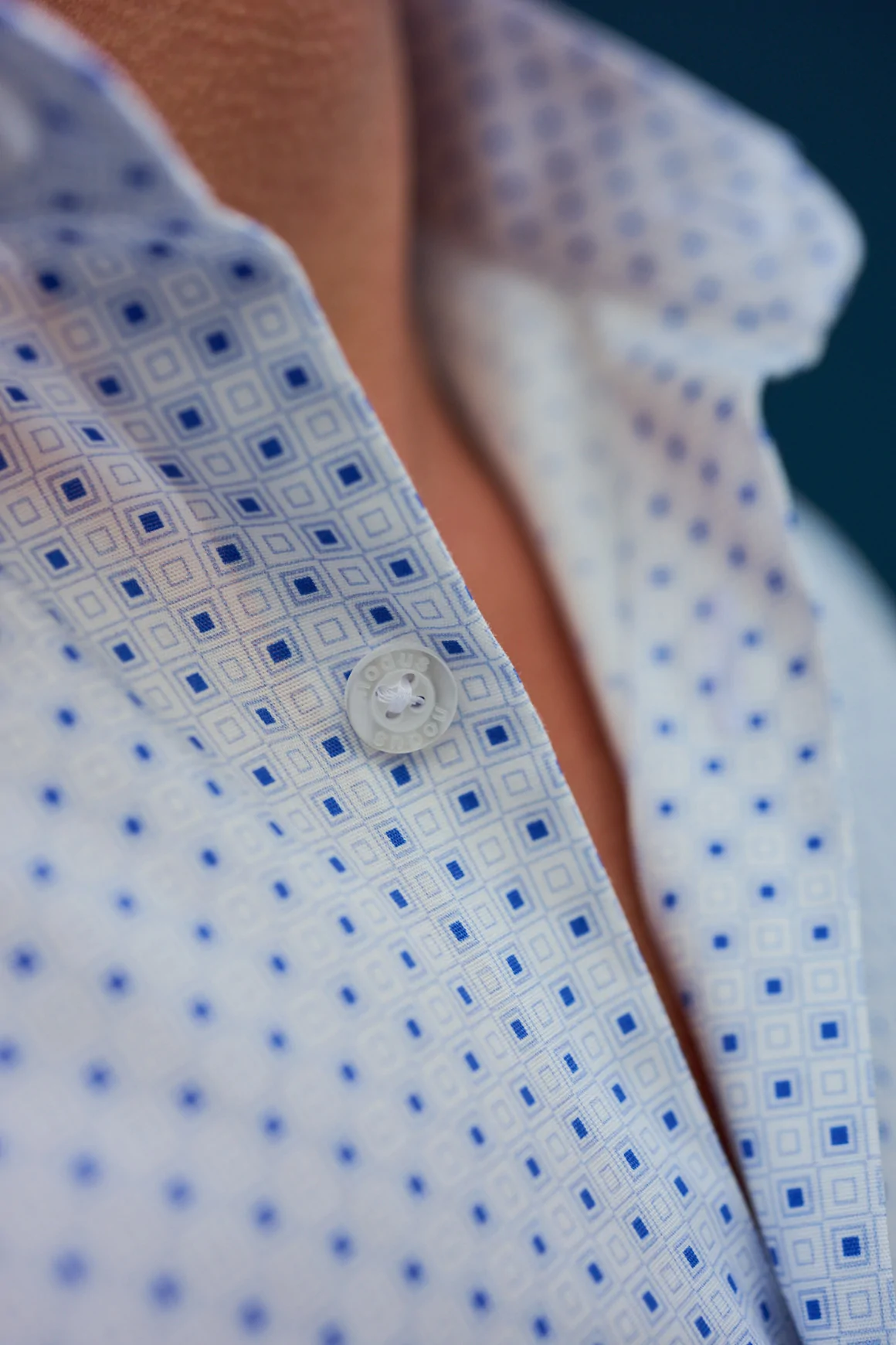 Chemise micro motif bleu