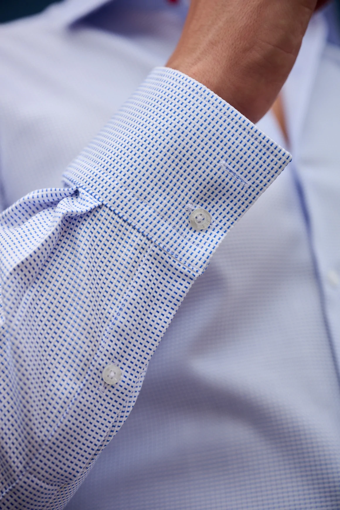 Achat Chemise CLASSIQUE ARMURÉE BLEUE BOUTON ROUGE