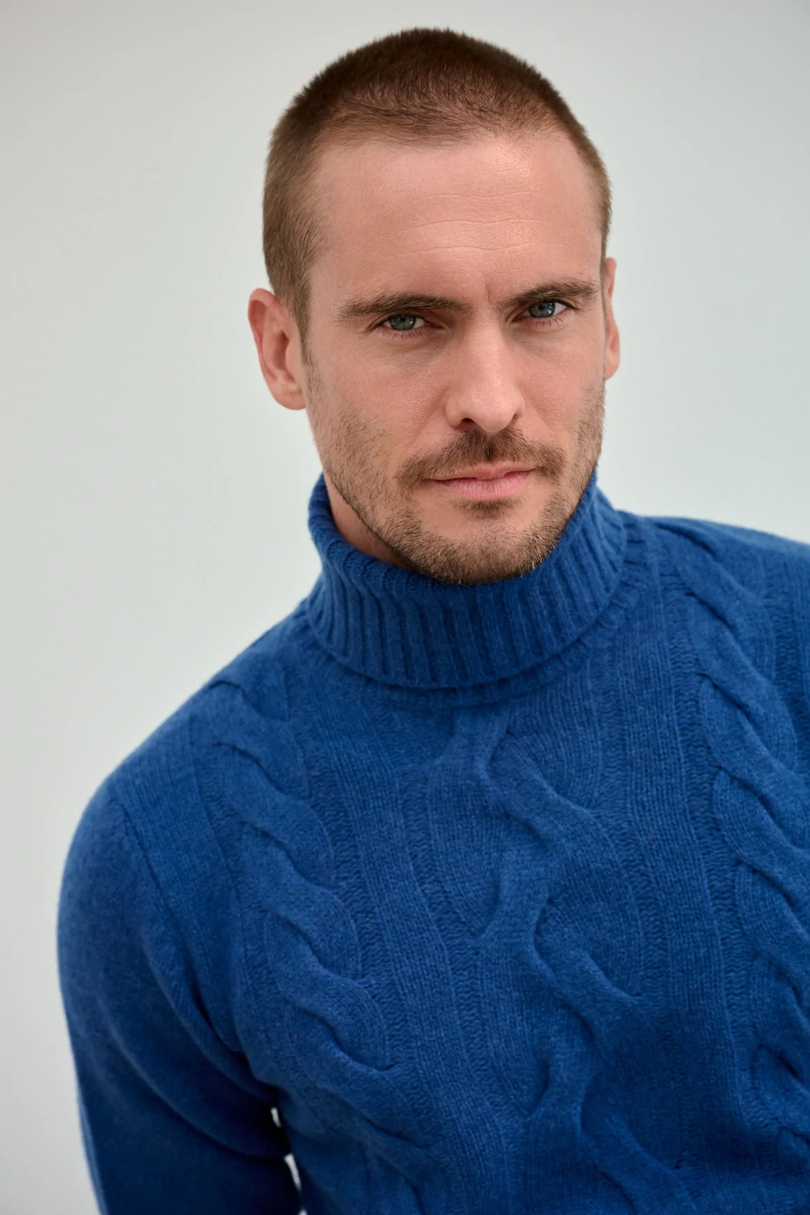 Pull ZERMATT Bleu