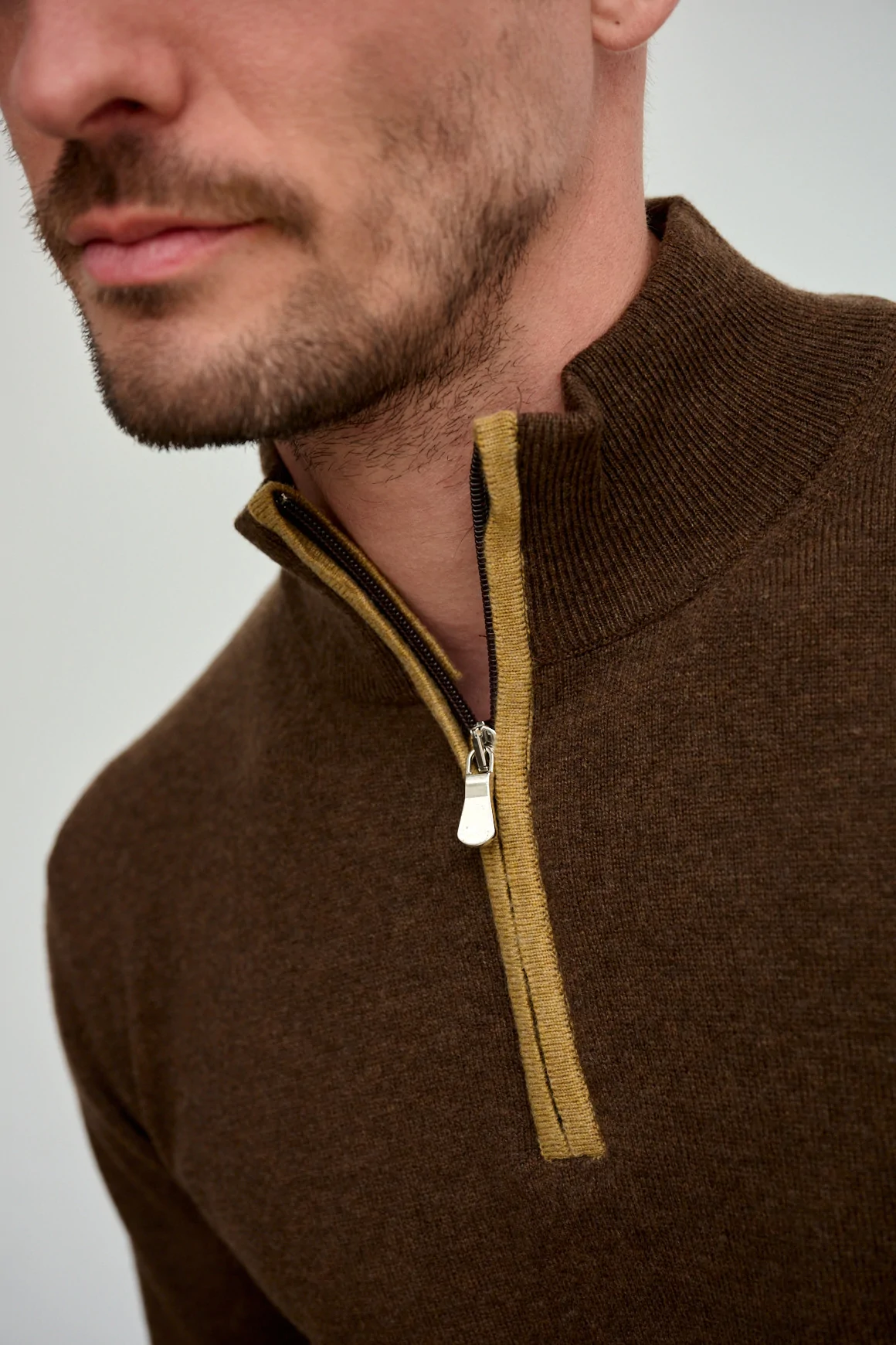 Pull LEON Marron