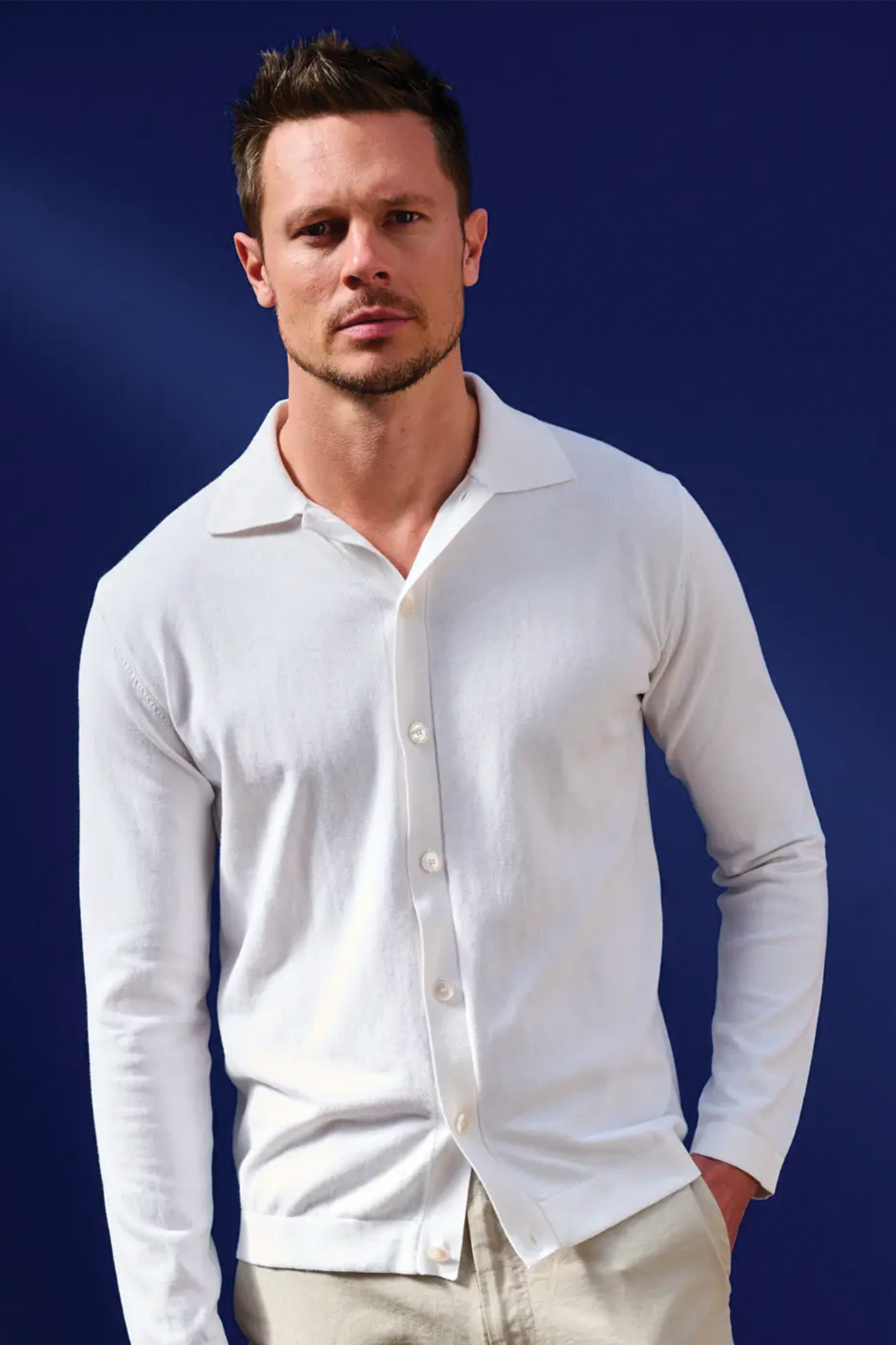  Polos 